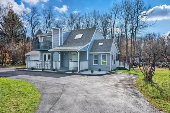 2270 - 2272 LongPond
