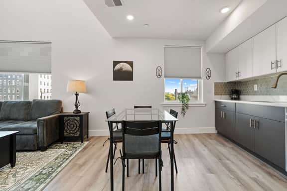 800 Callowhill 3